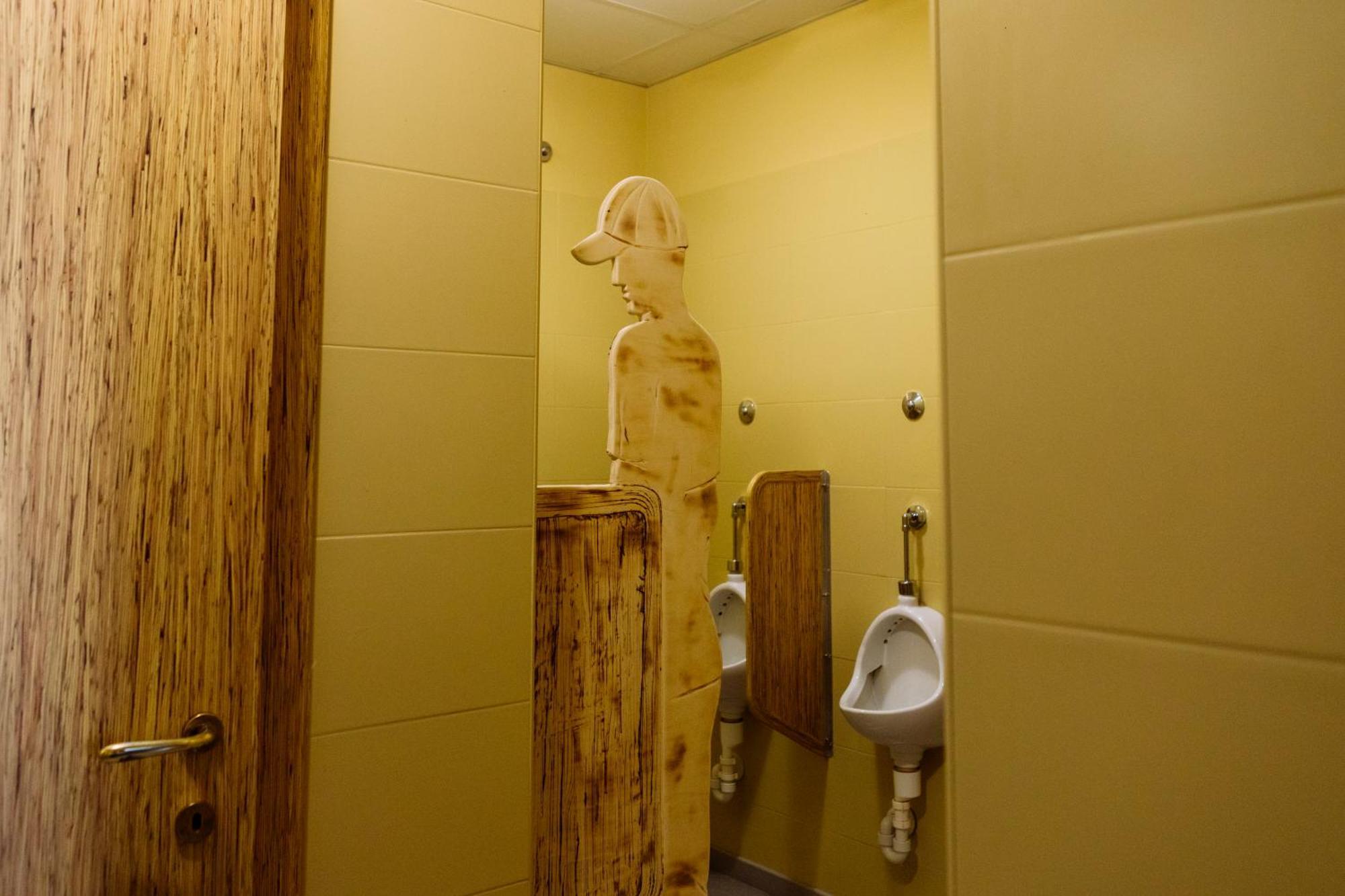 Hotel Leon - Ristorante Al Cavallino Rosso ซานโจวานนี โรตอนโด ภายนอก รูปภาพ